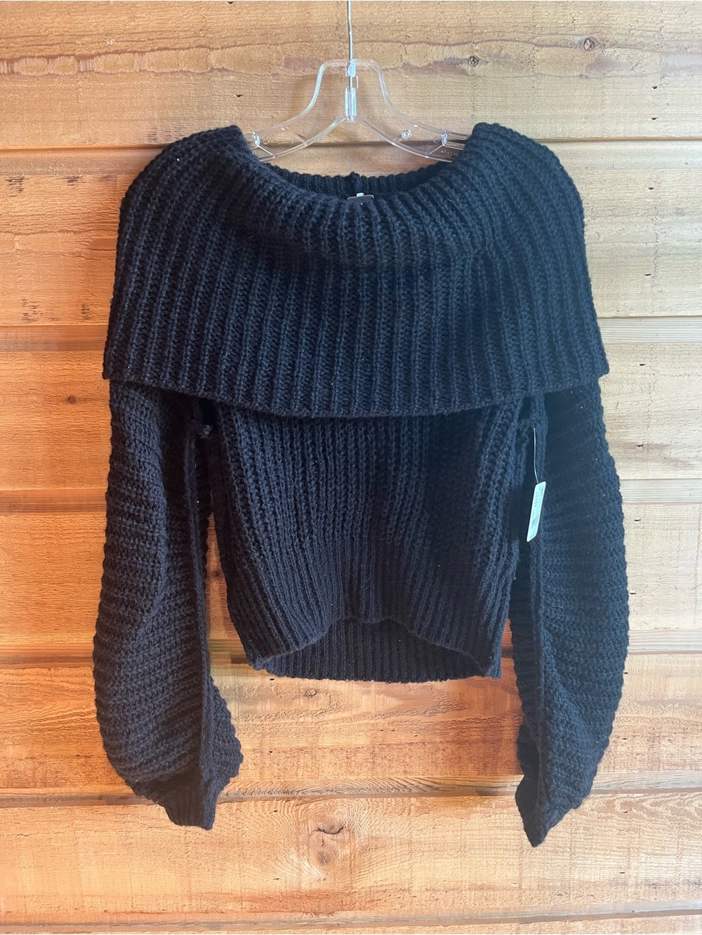 FREE PEOPLE - NWT CroppedBlack Off-Shoulder Ribbed Sweater with Balloon Sleeves